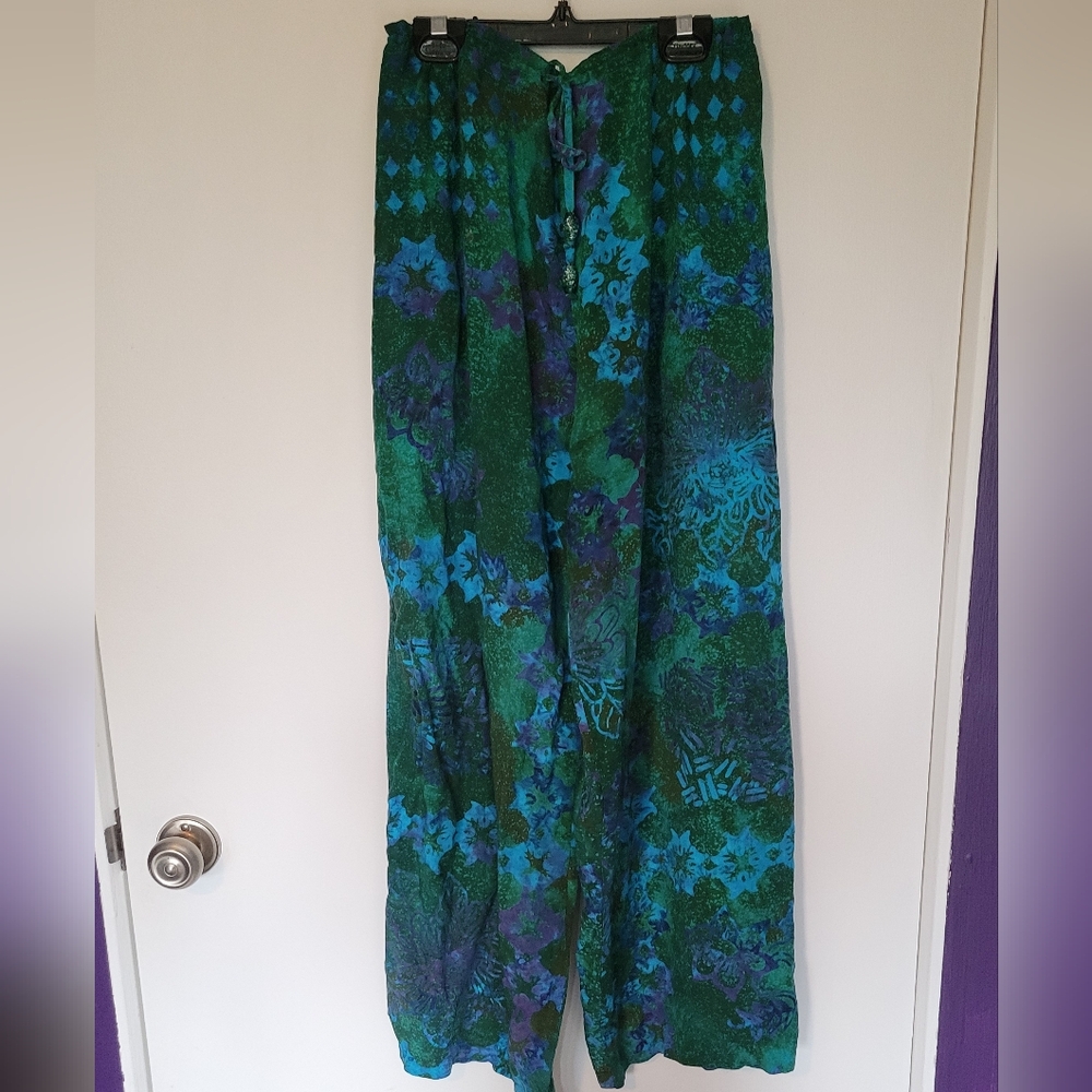 Green and Blue Floral Women's Pants